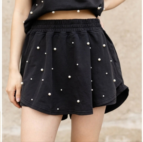 Pearl Embellished Mineral Washed Fleece Skort - Picture 2 of 2